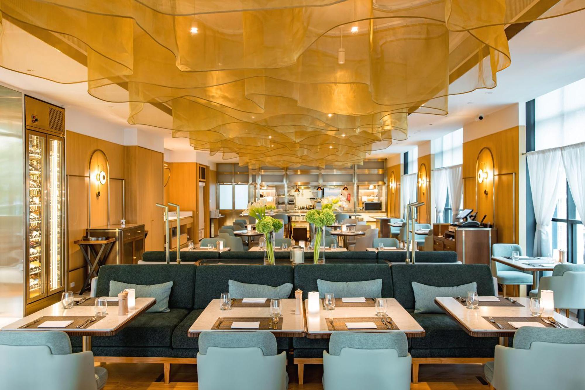 Silq Hotel & Residence, Managed By The Ascott Limited Bangkok Exterior foto Restaurant 101